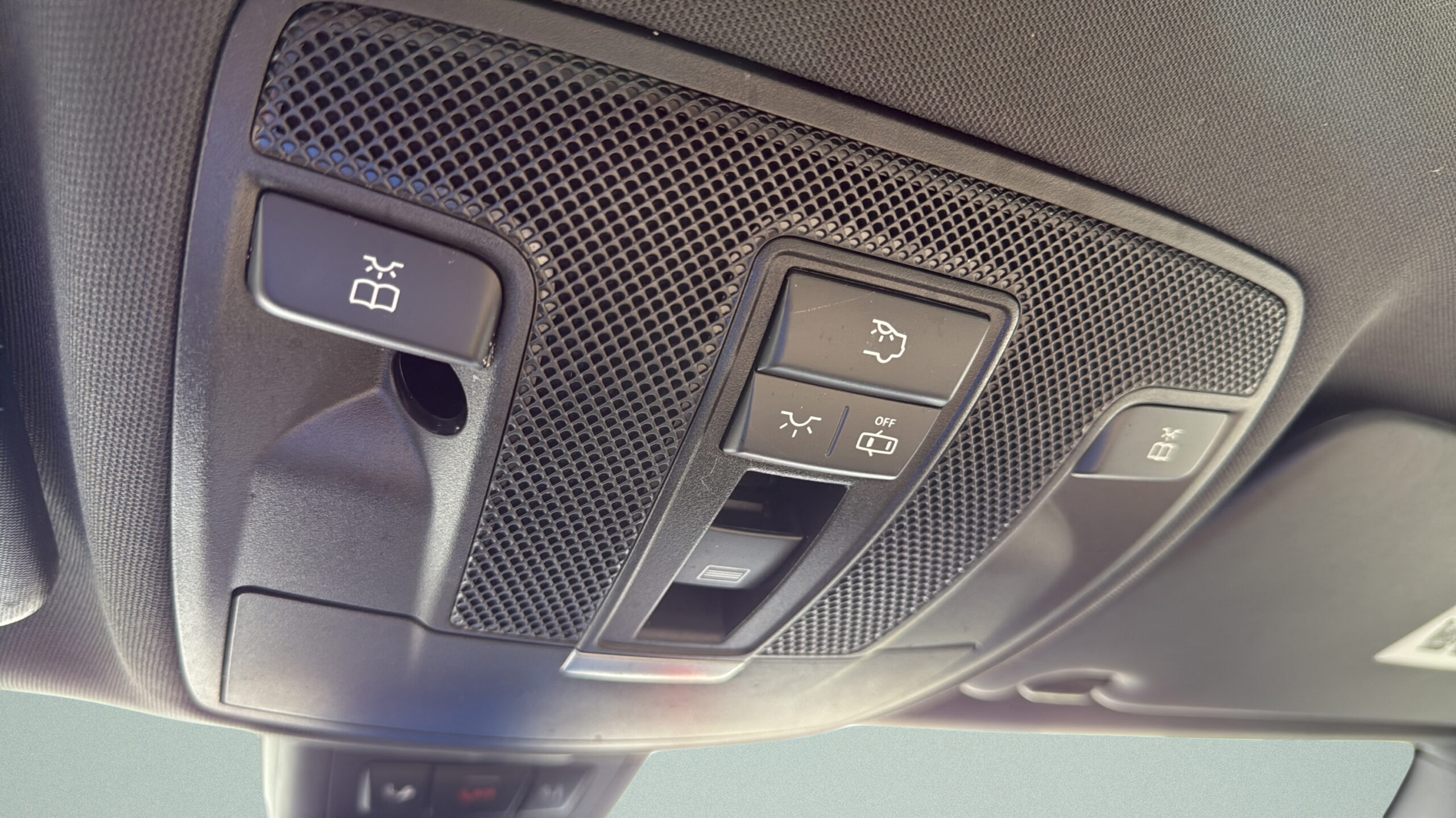 2018 Mercedes-Benz  CLA 250