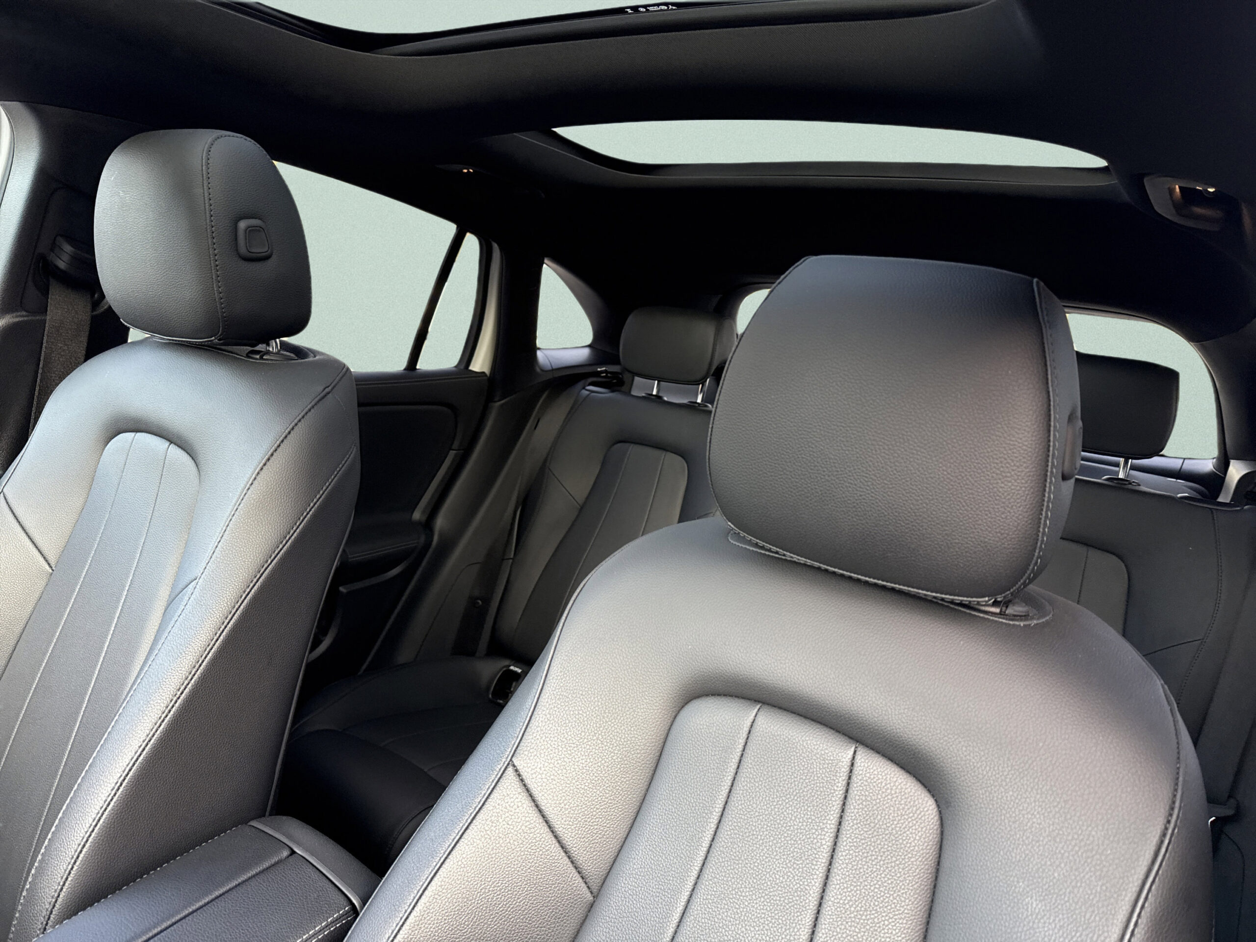 2023 Mercedes-Benz  GLA 250