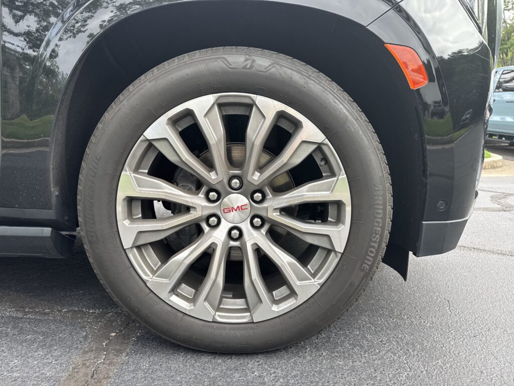 2024 GMC Yukon XL Denali