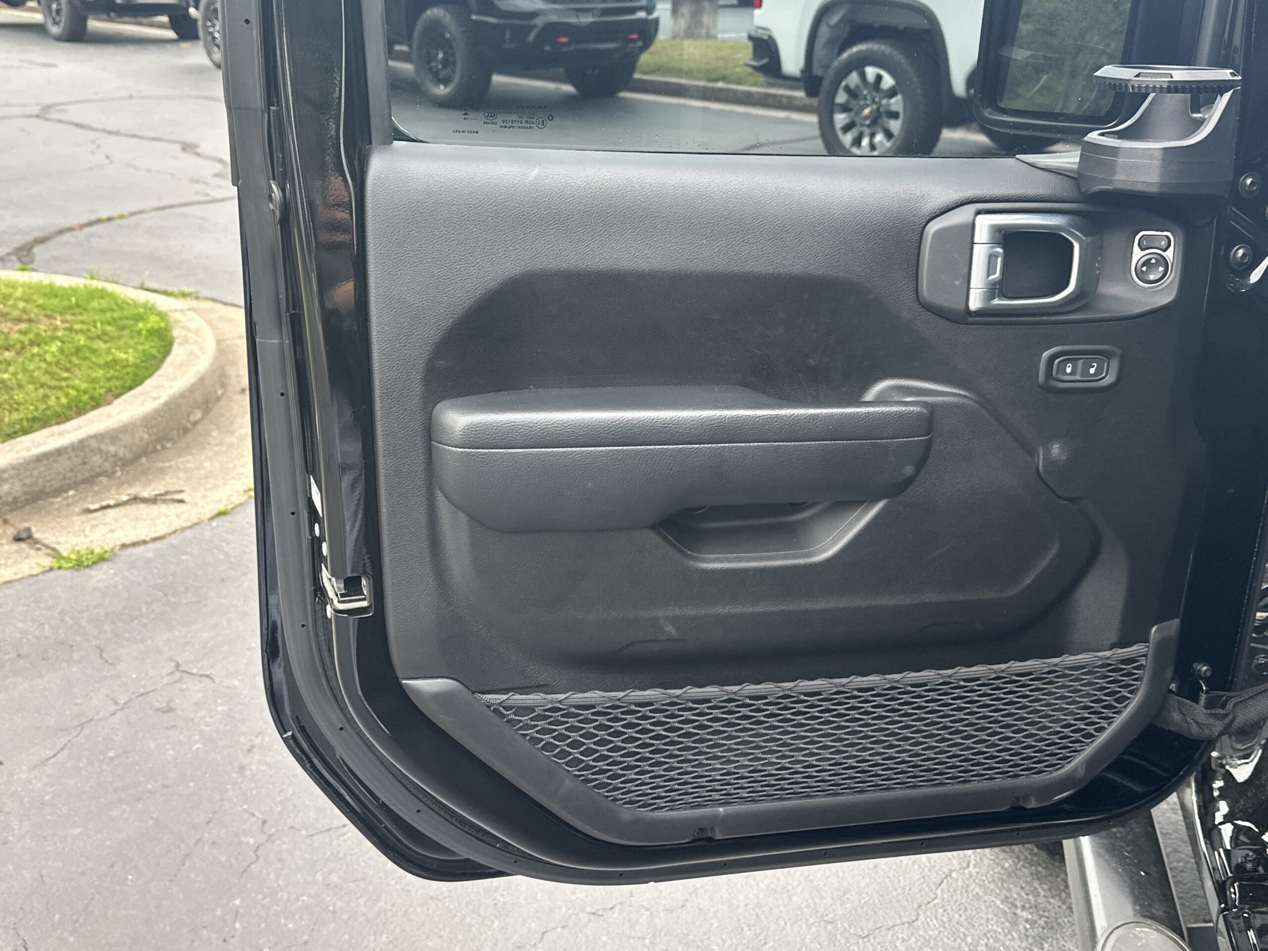 2024 Jeep Gladiator Sport S