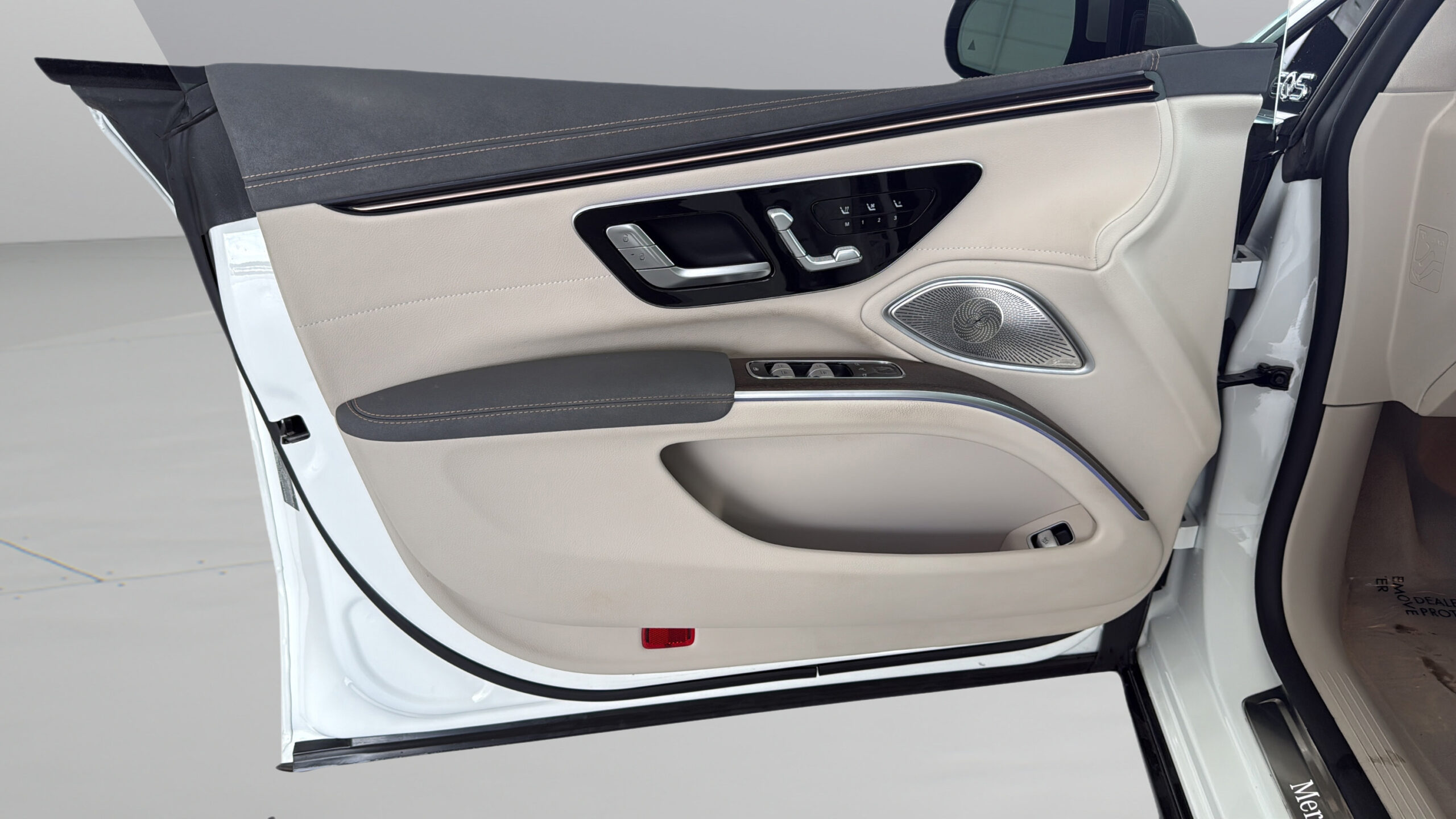 2022 Mercedes-Benz  EQS 450+