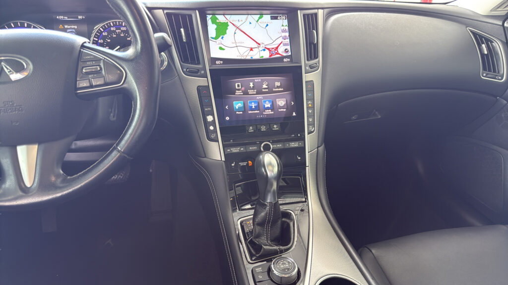 2015 INFINITI Q50 Premium