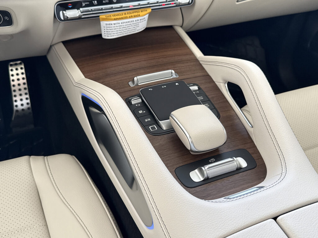 2026 Mercedes-Benz  GLS 450