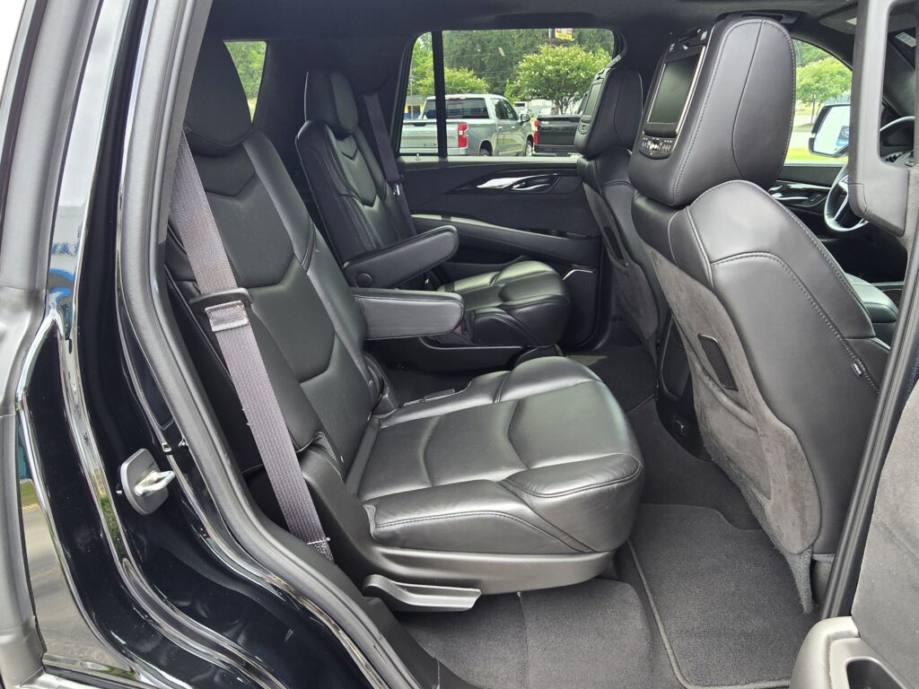 2017 Cadillac Escalade Platinum