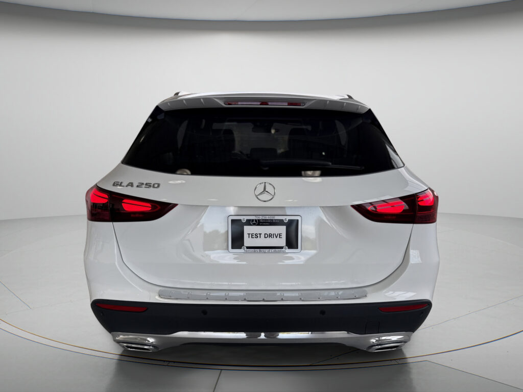2026 Mercedes-Benz  GLA 250