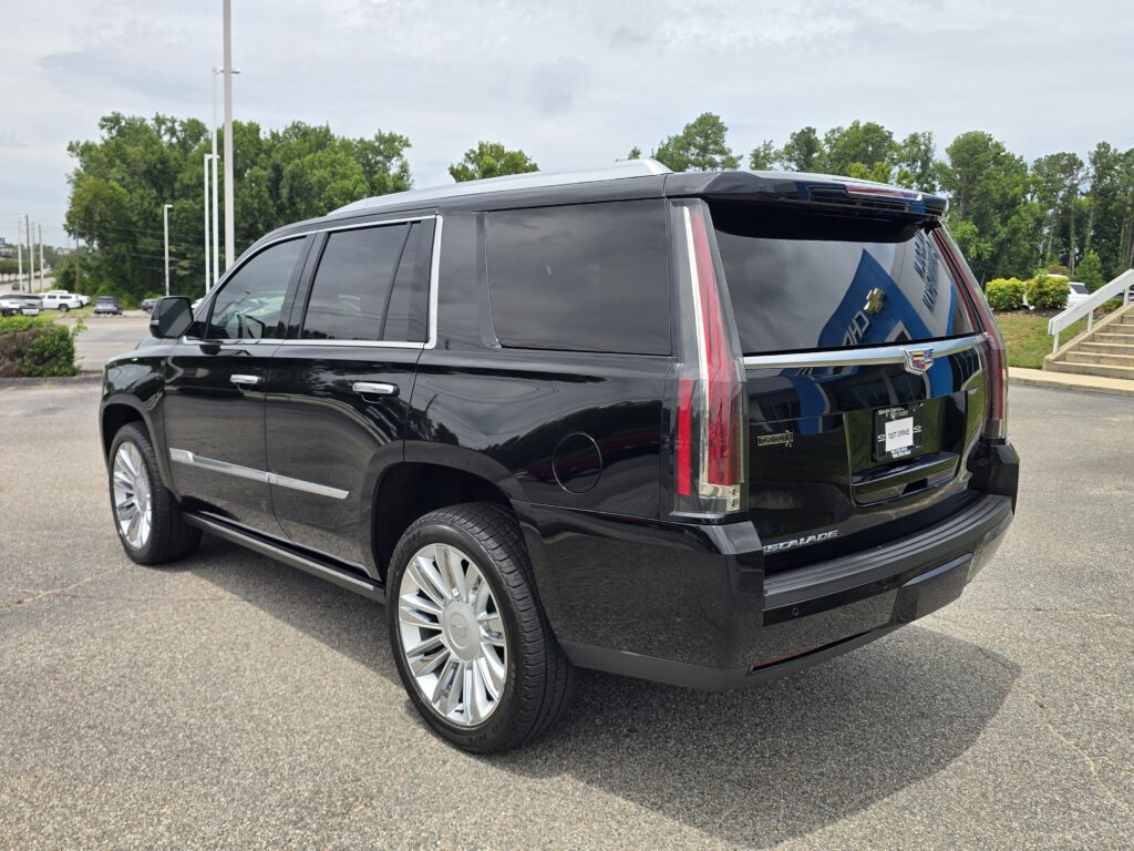 2017 Cadillac Escalade Platinum