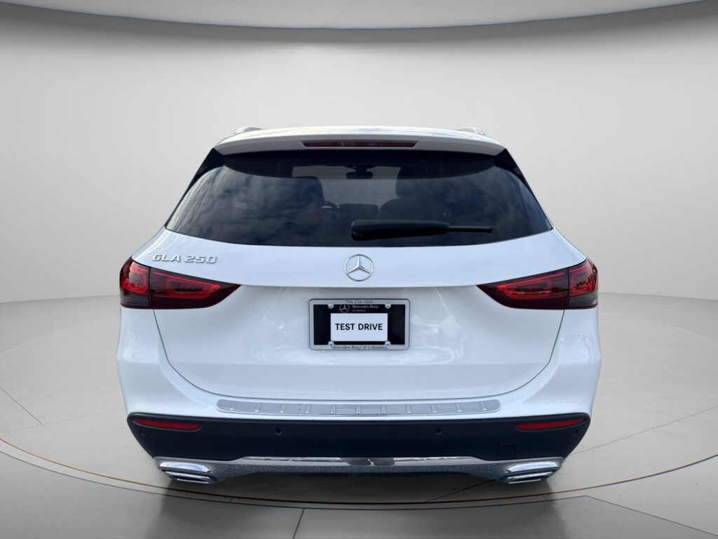 2023 Mercedes-Benz  GLA 250