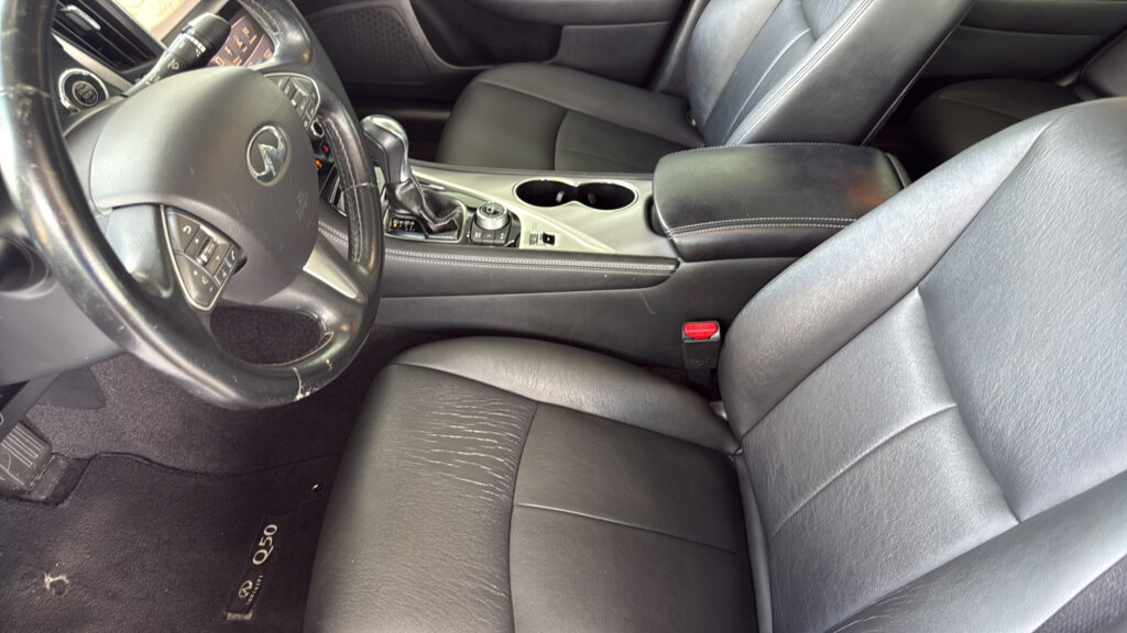 2015 INFINITI Q50 Premium