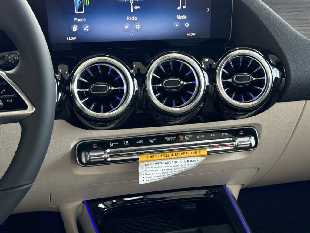 2026 Mercedes-Benz  GLA 250