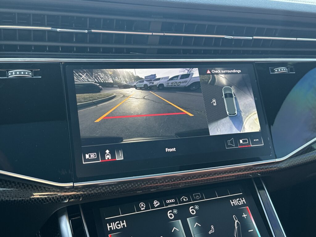 2023 Audi SQ7 Premium Plus