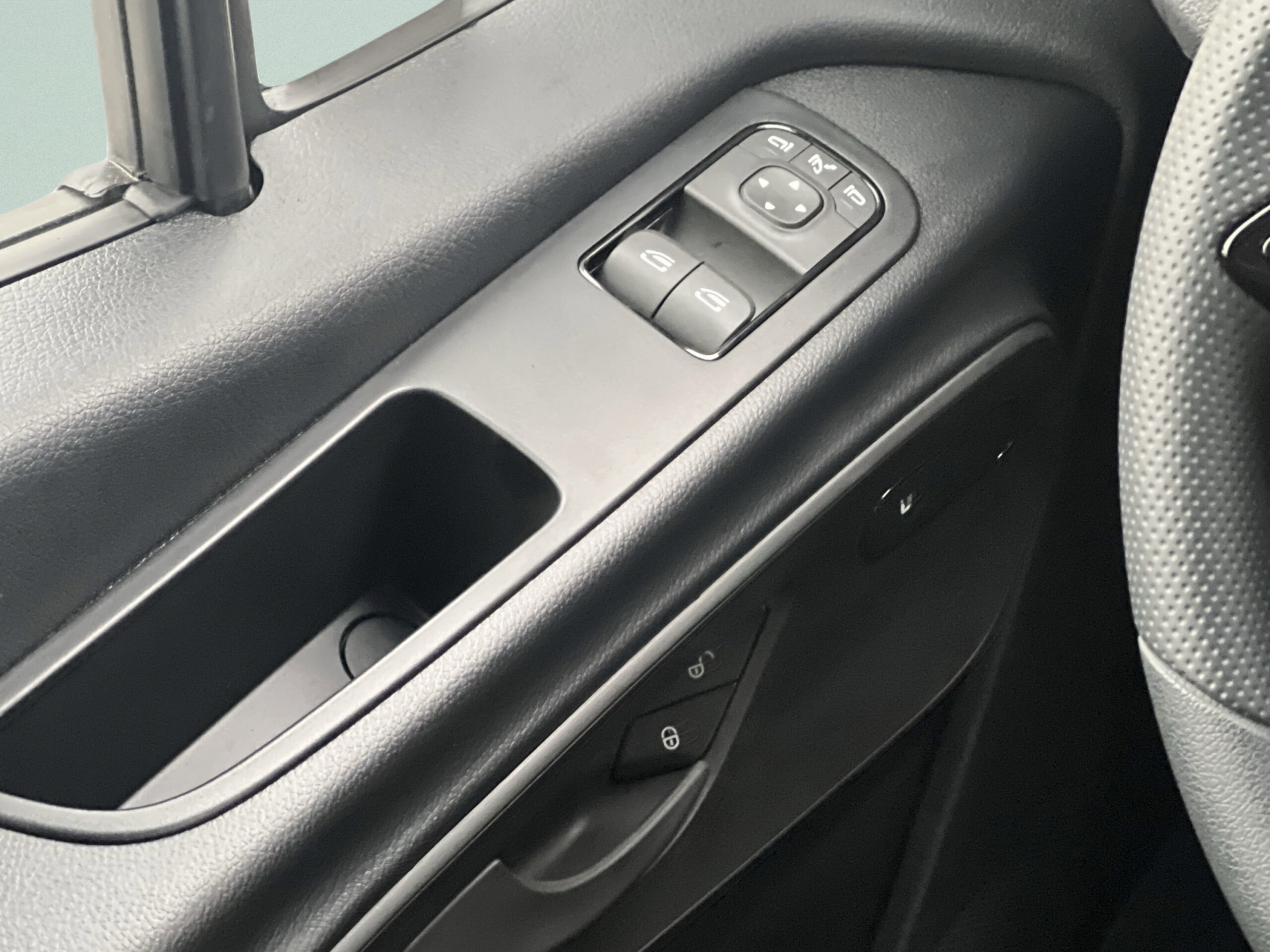 2025 Mercedes-Benz Sprinter Cargo Van 2500