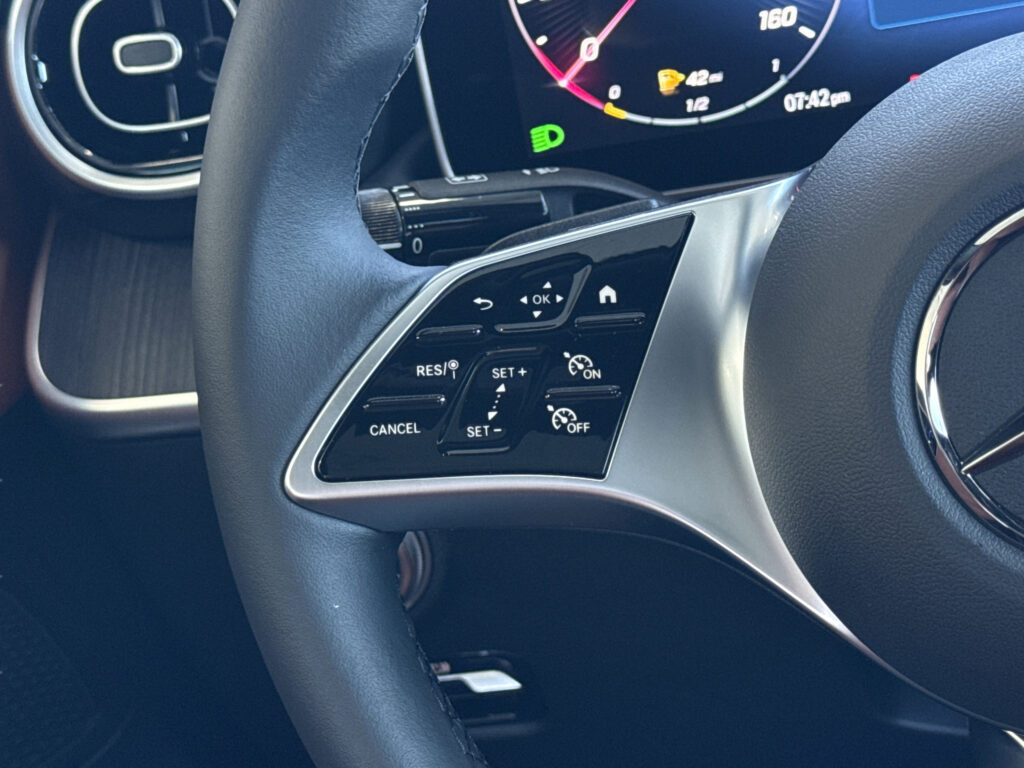 2026 Mercedes-Benz  C 300