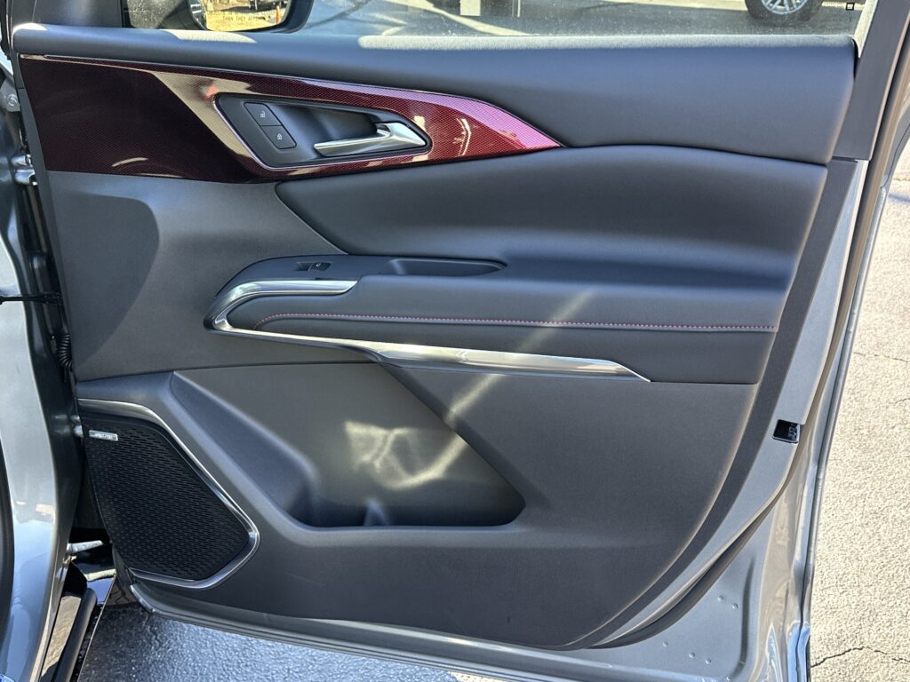 2026 Chevrolet Traverse FWD RS