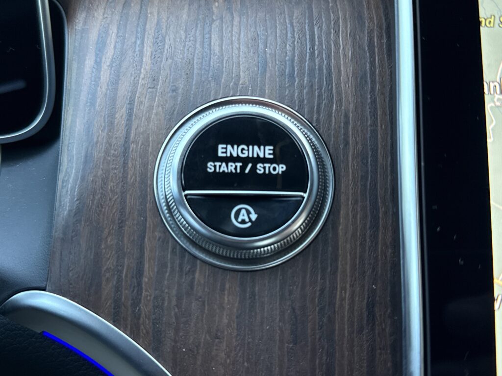 2026 Mercedes-Benz  GLC 300