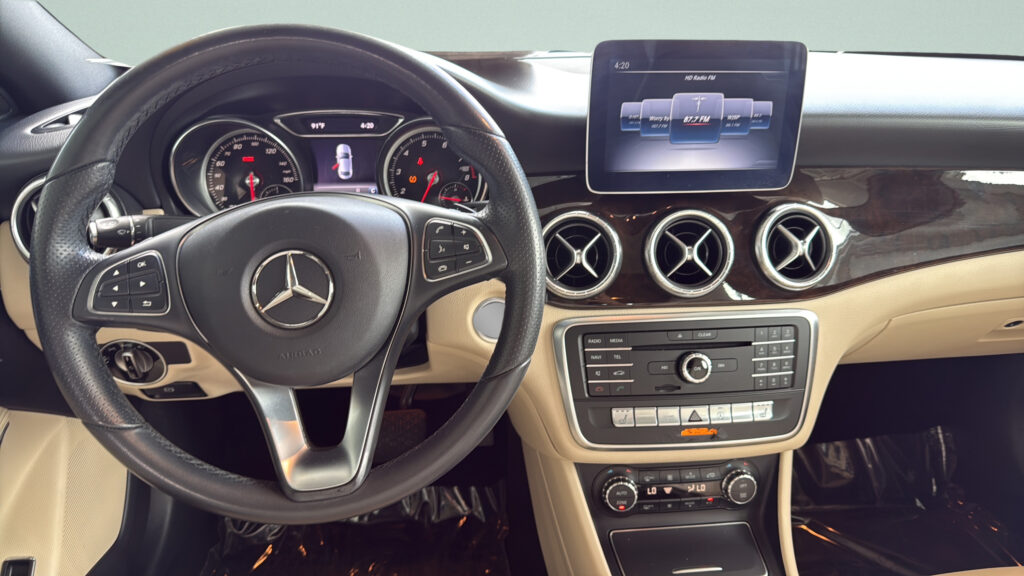 2018 Mercedes-Benz  CLA 250
