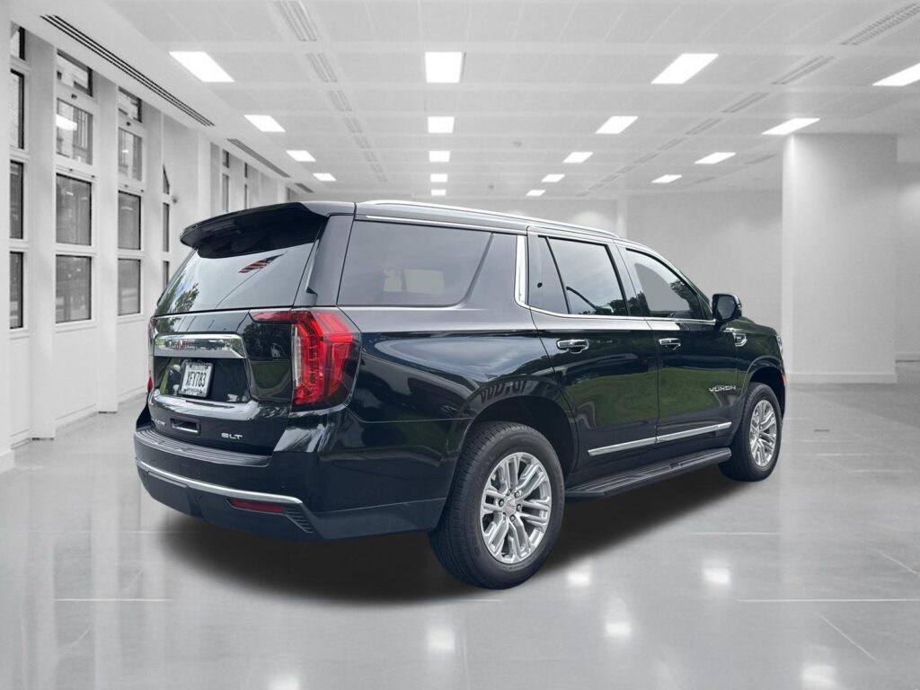 2024 GMC Yukon SLT