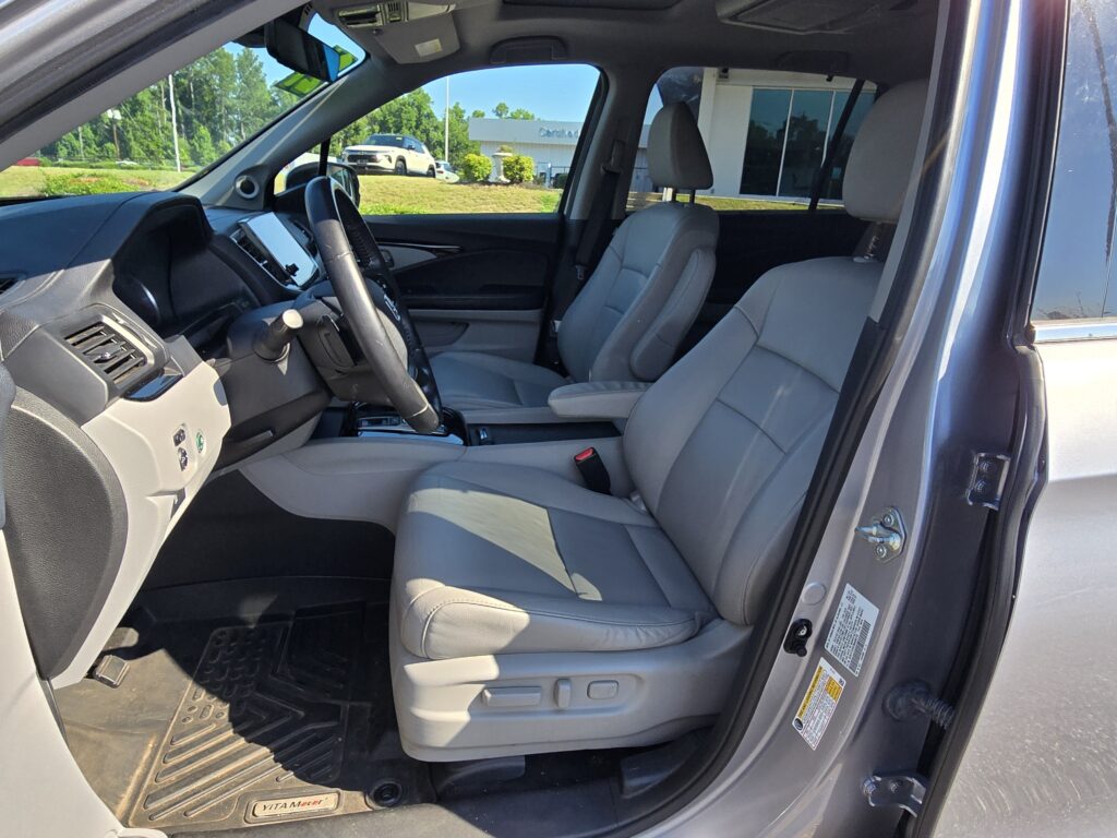 2021 Honda Pilot Touring 7-Passenger