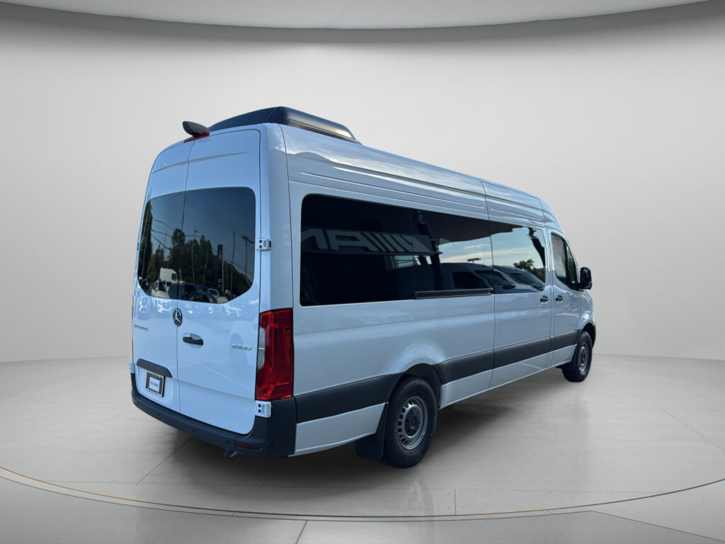 2026 Mercedes-Benz 2026DPVH2L