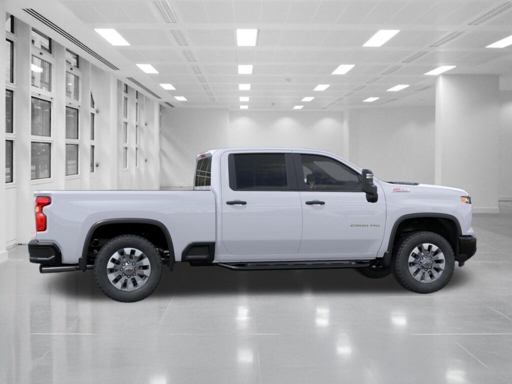2026 Chevrolet Silverado 2500HD Custom