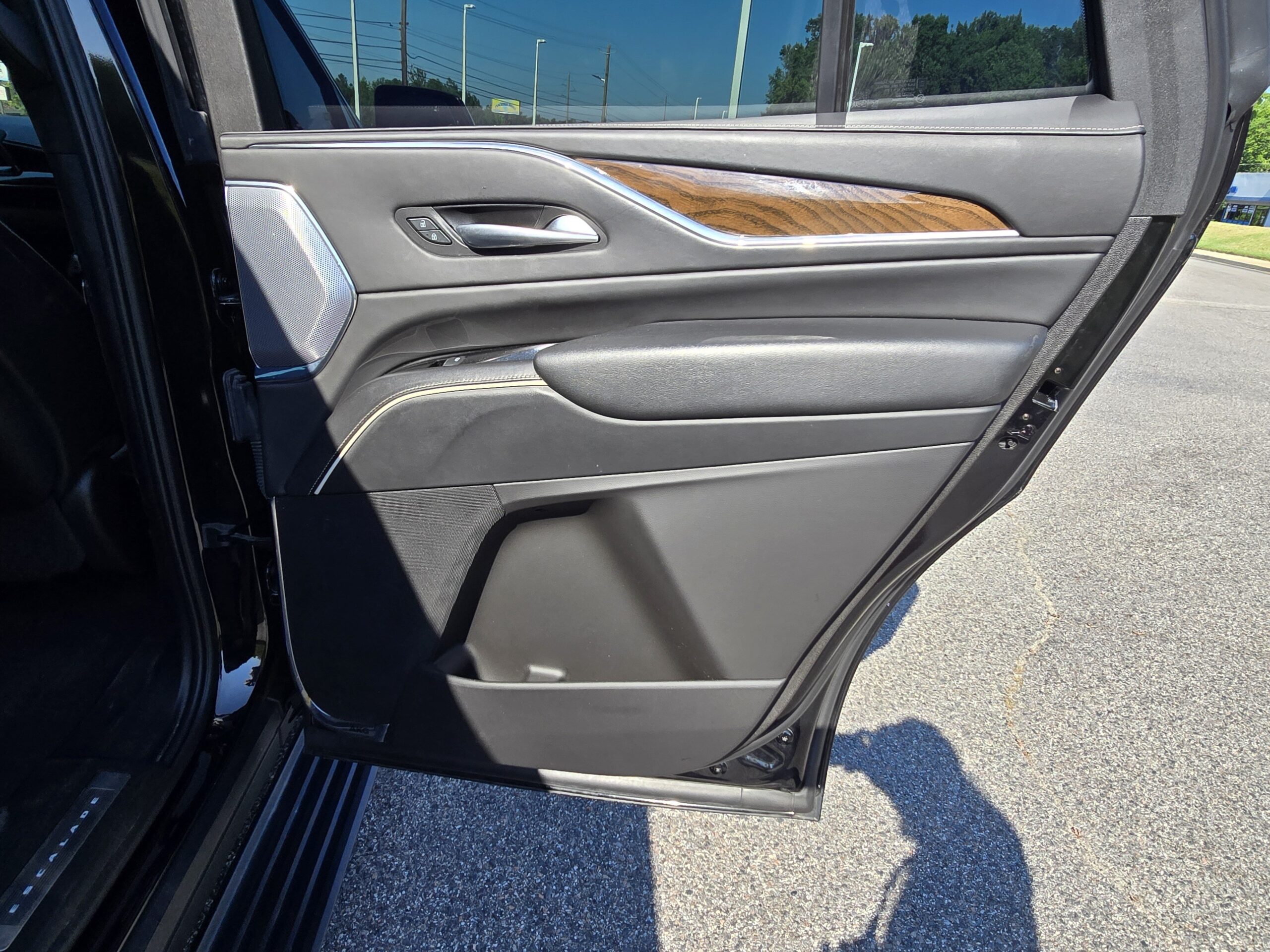 2023 Cadillac Escalade 4WD Sport Platinum