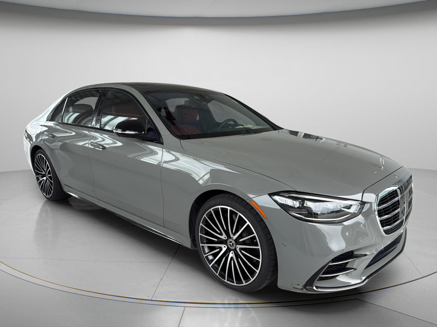 2023 Mercedes-Benz  S 580
