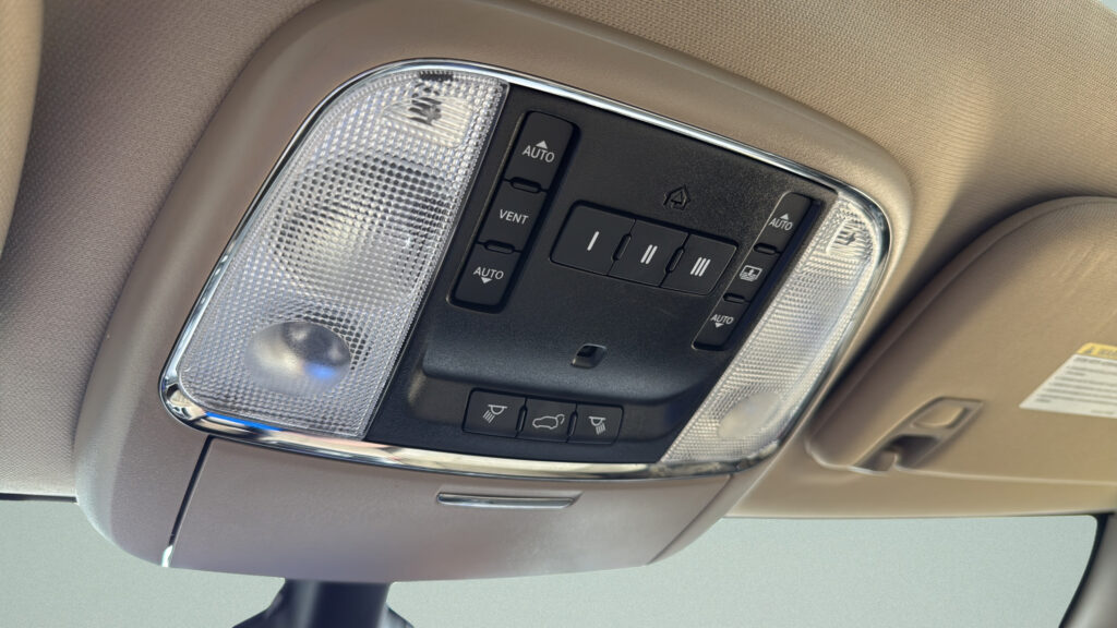 2020 Jeep Grand Cherokee Overland