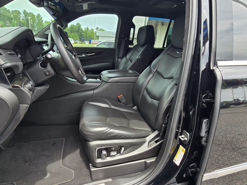 2017 Cadillac Escalade Platinum