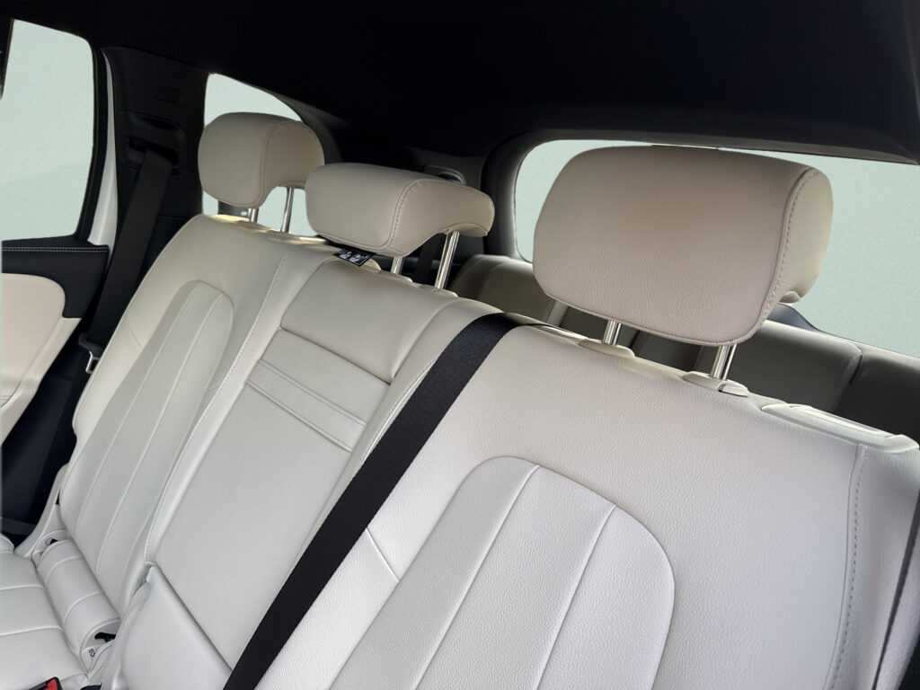2026 Mercedes-Benz  GLB 250