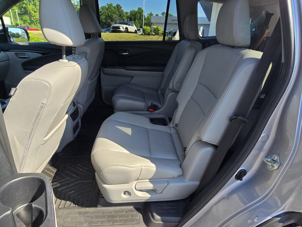 2021 Honda Pilot Touring 7-Passenger