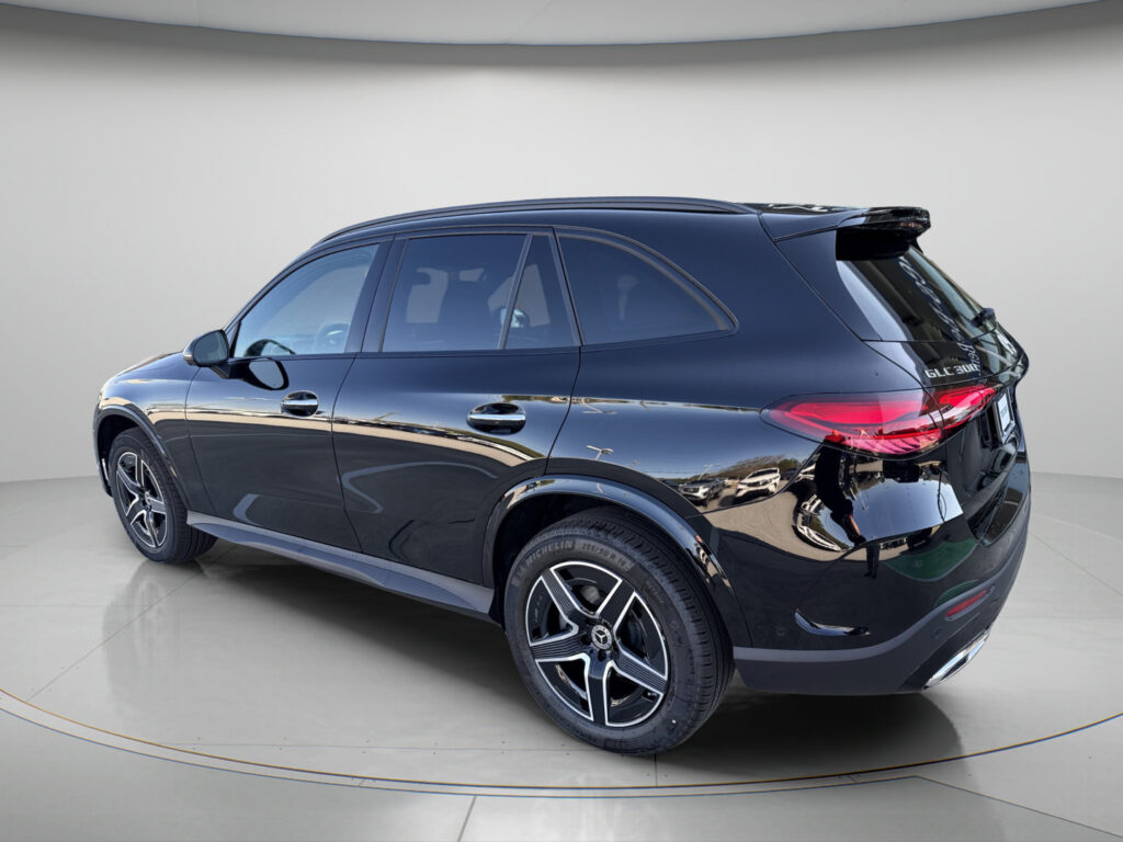 2026 Mercedes-Benz  GLC 300