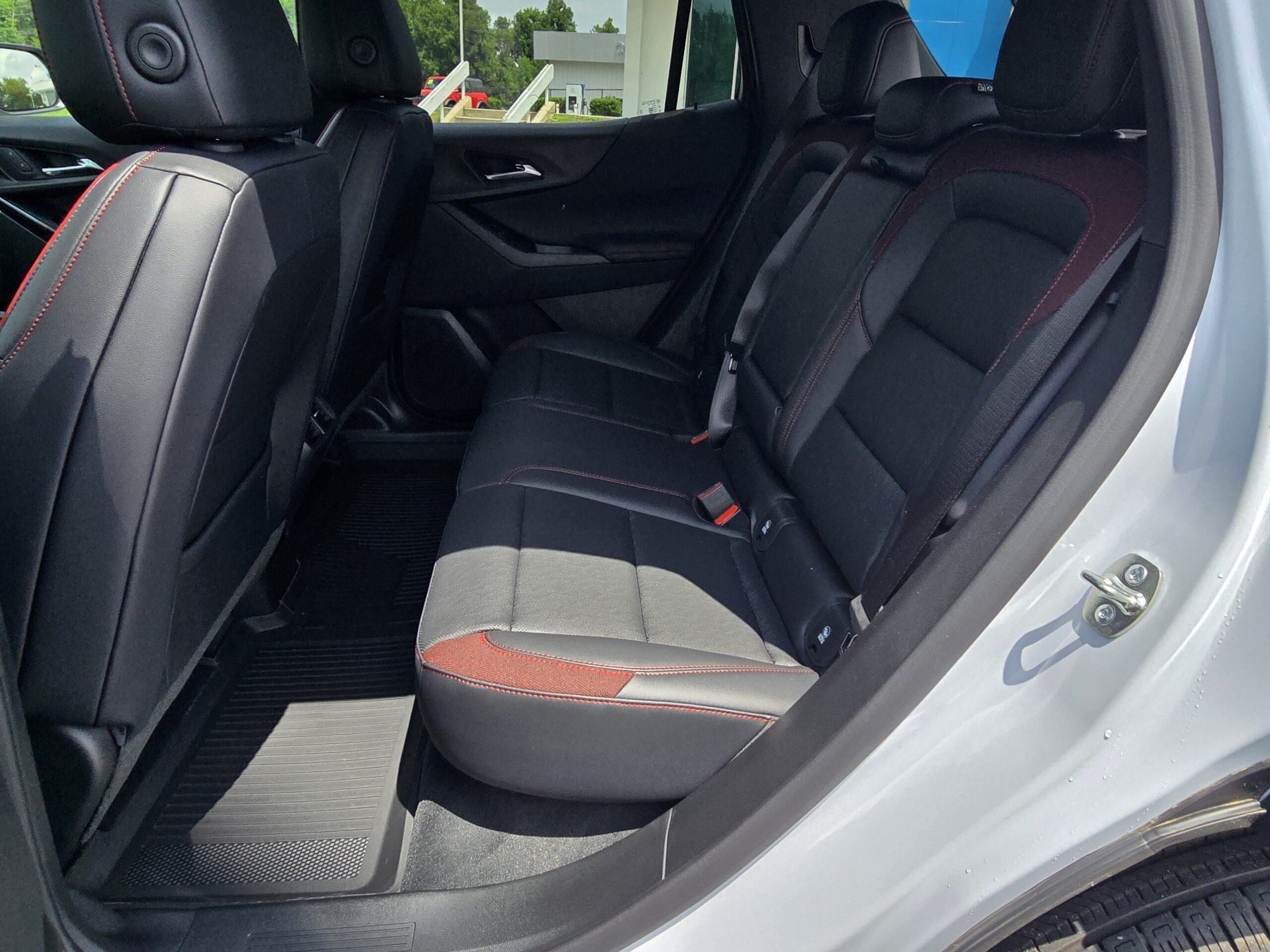 2027 Chevrolet Equinox FWD RS