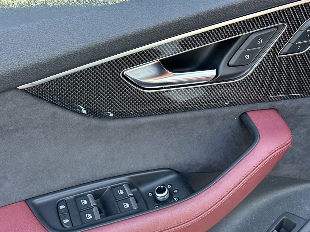 2023 Audi SQ7 Premium Plus