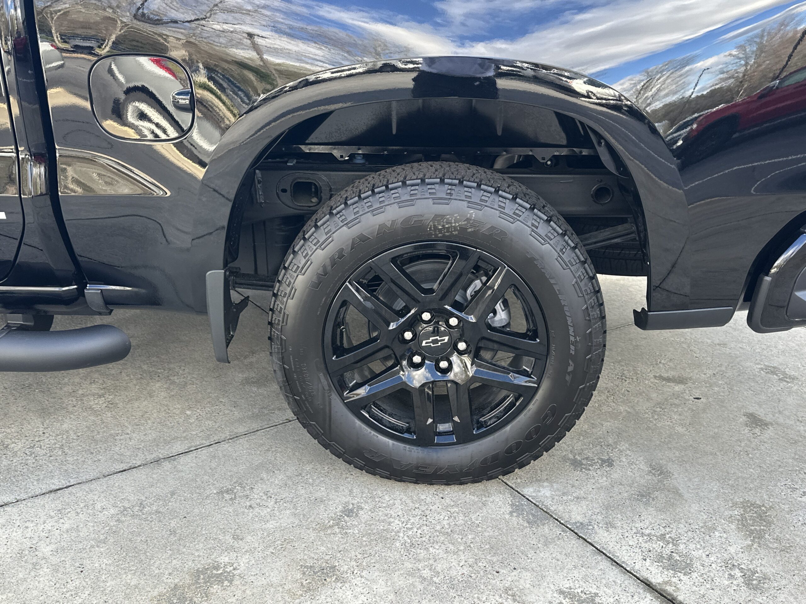 2025 Chevrolet Silverado 1500 Custom