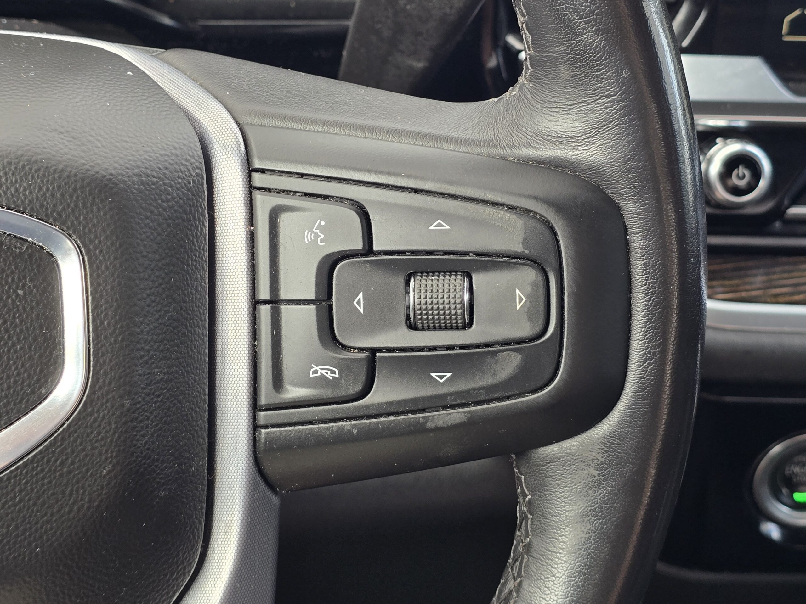 2022 GMC Sierra 1500 SLE