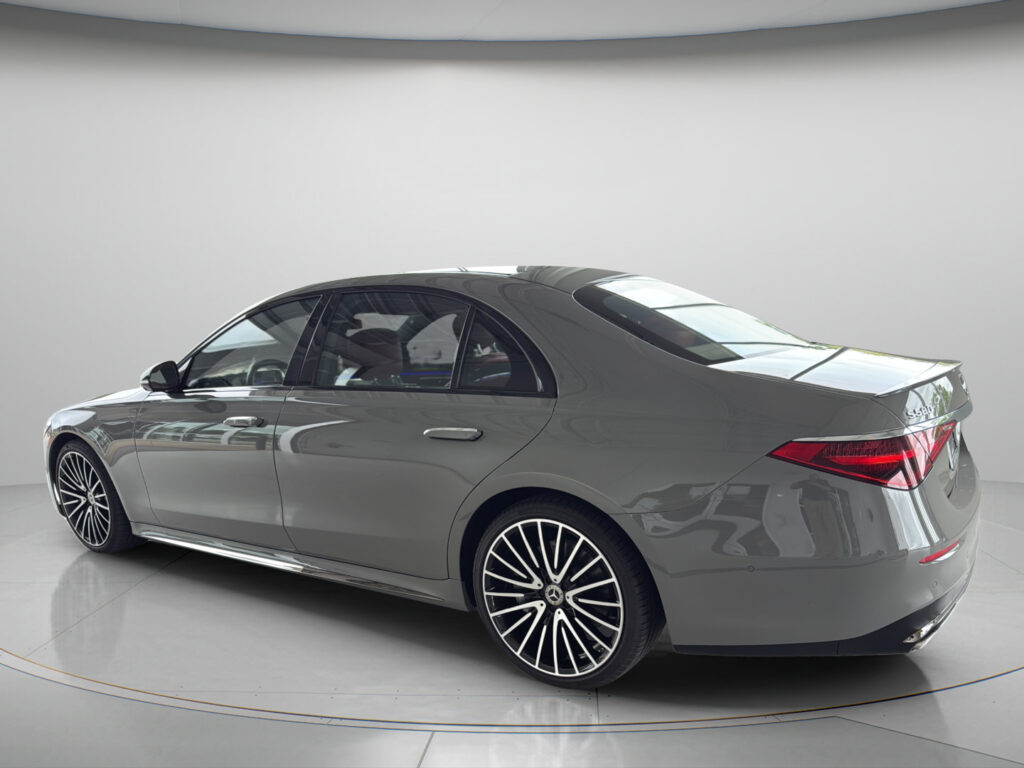 2023 Mercedes-Benz  S 580