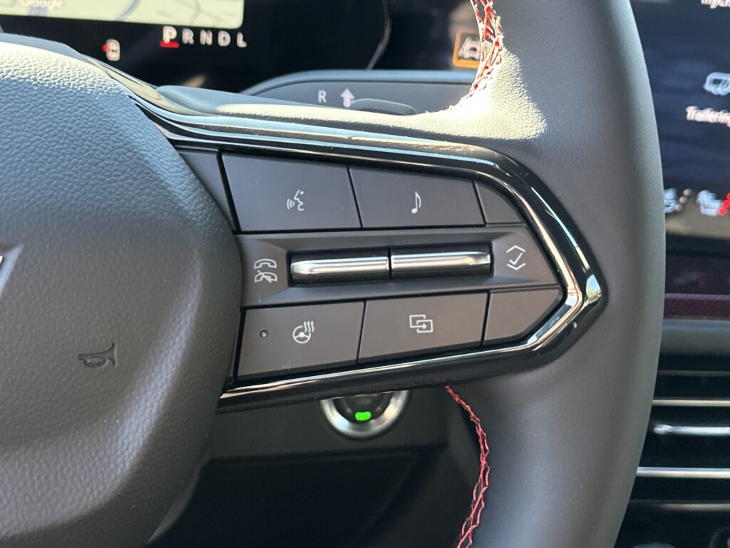 2026 Chevrolet Traverse FWD RS