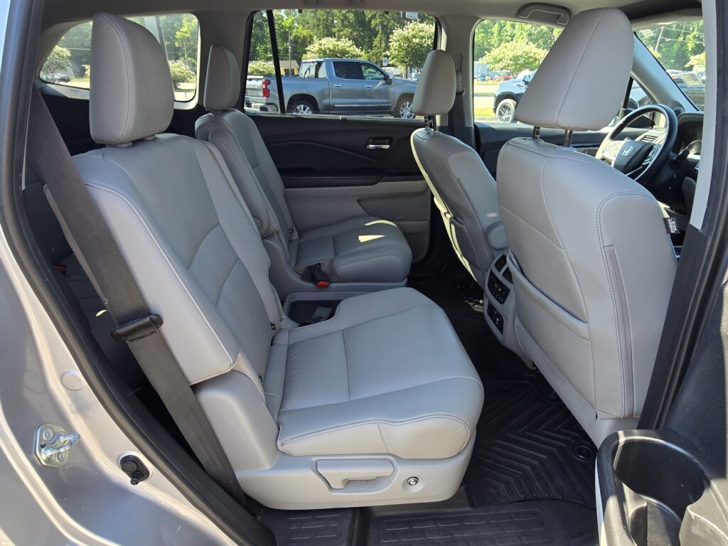 2021 Honda Pilot Touring 7-Passenger