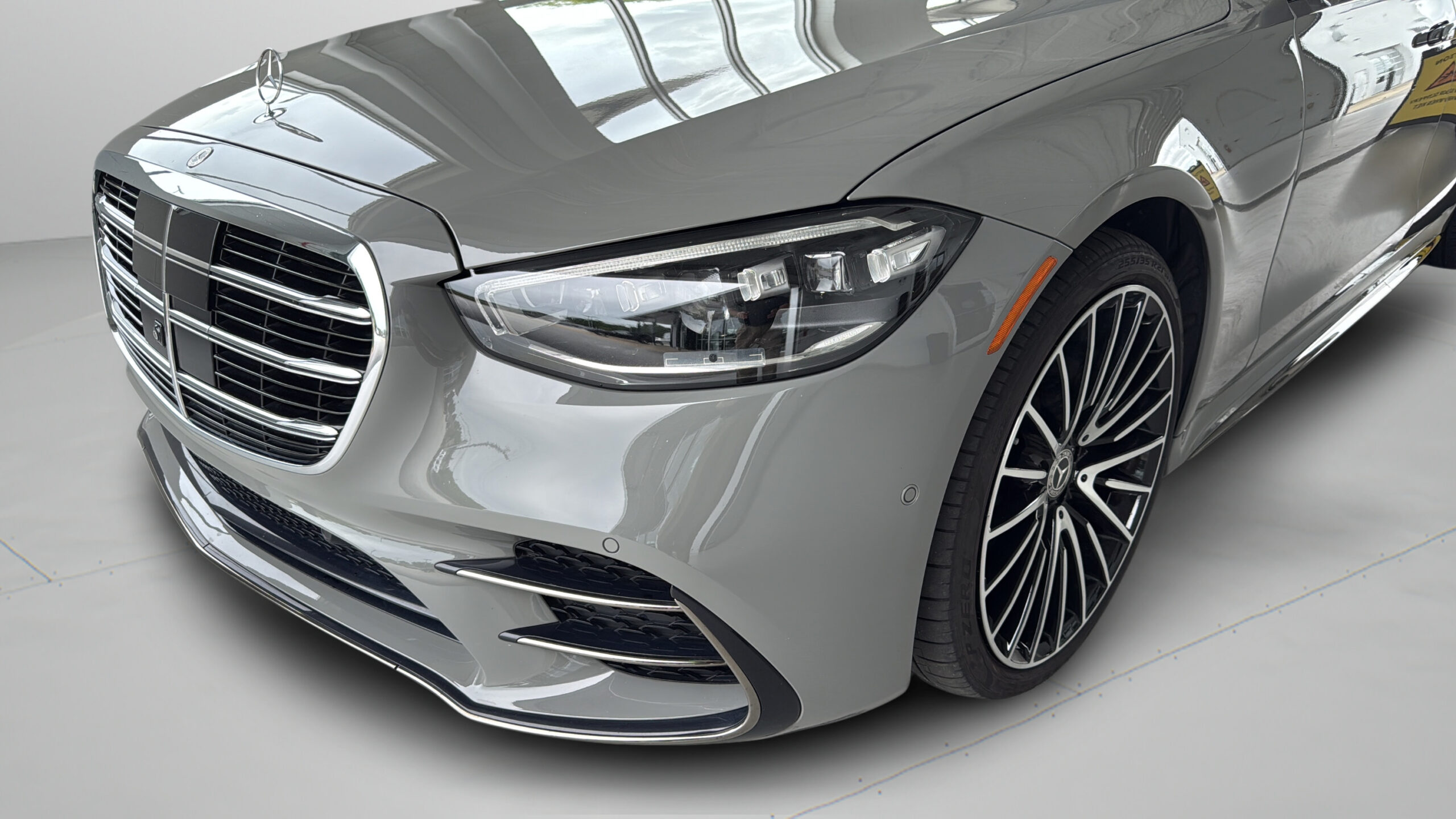 2023 Mercedes-Benz  S 580