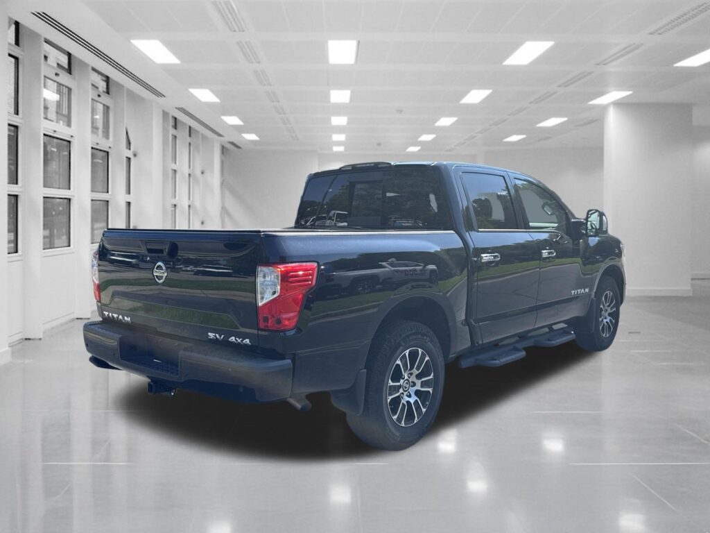 2021 Nissan Titan SV