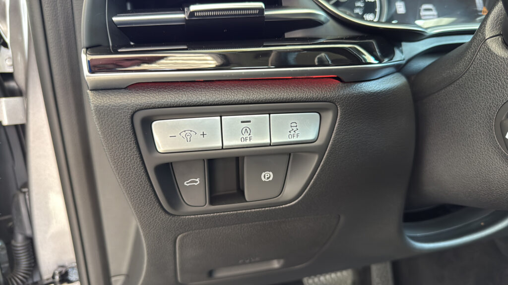 2023 Genesis G80 2.5T