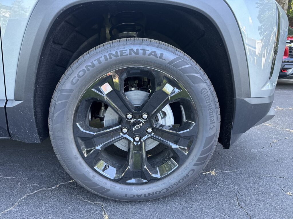 2026 Chevrolet Equinox FWD LT