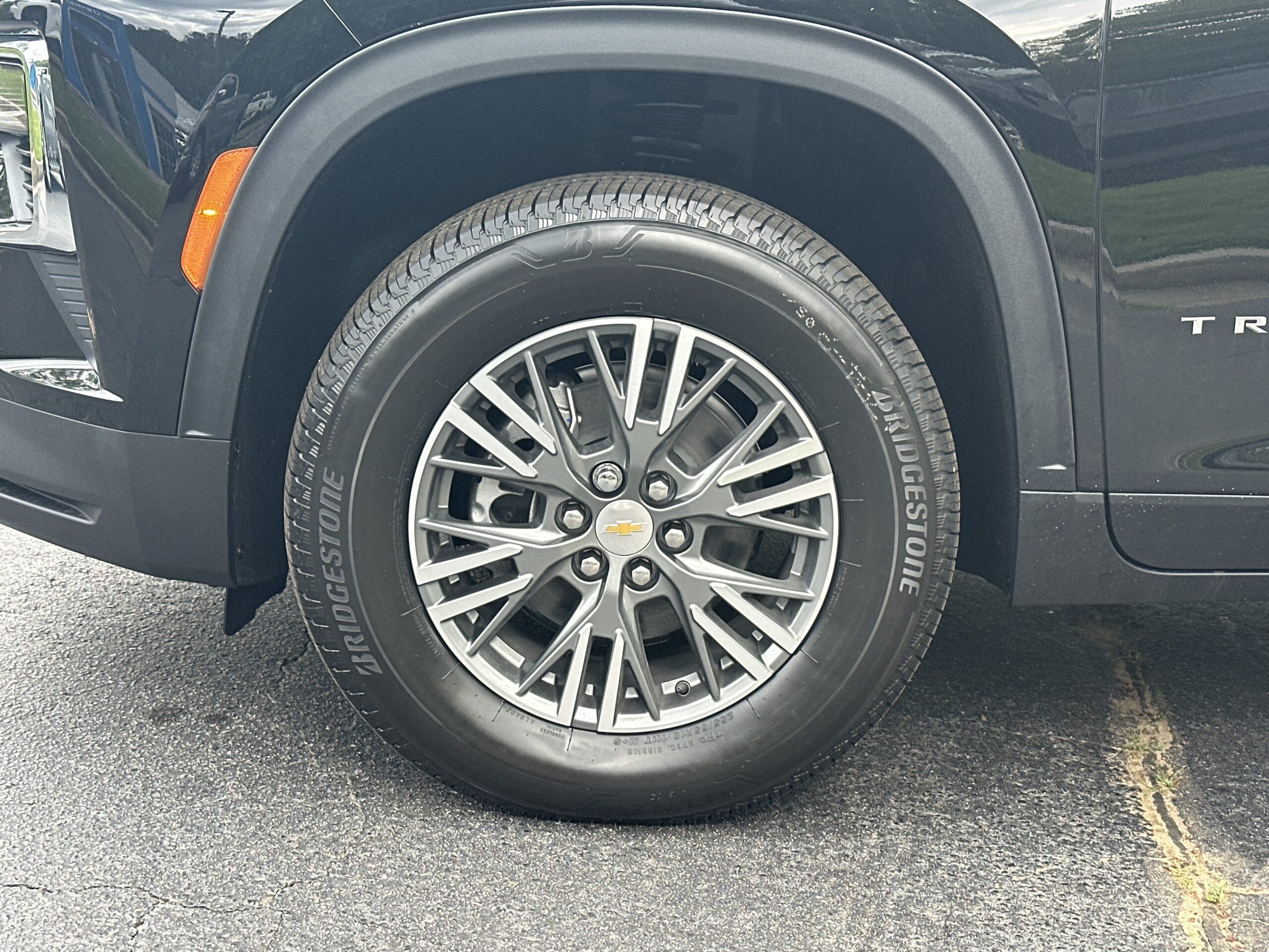 2026 Chevrolet Traverse FWD LT