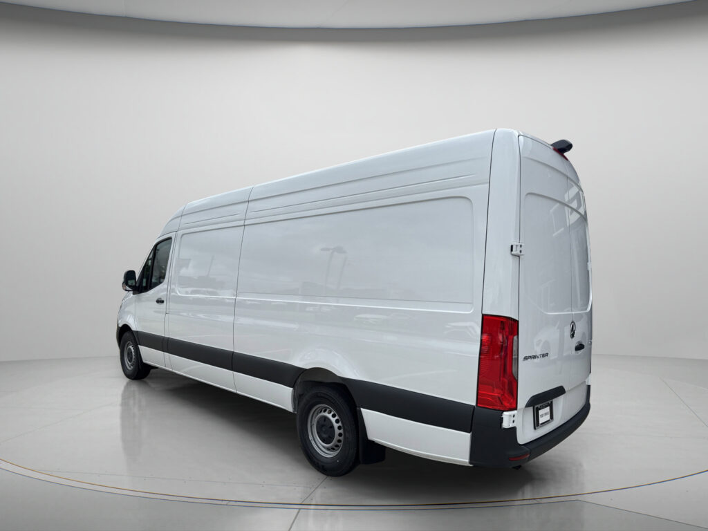 2025 Mercedes-Benz Sprinter Cargo Van 2500