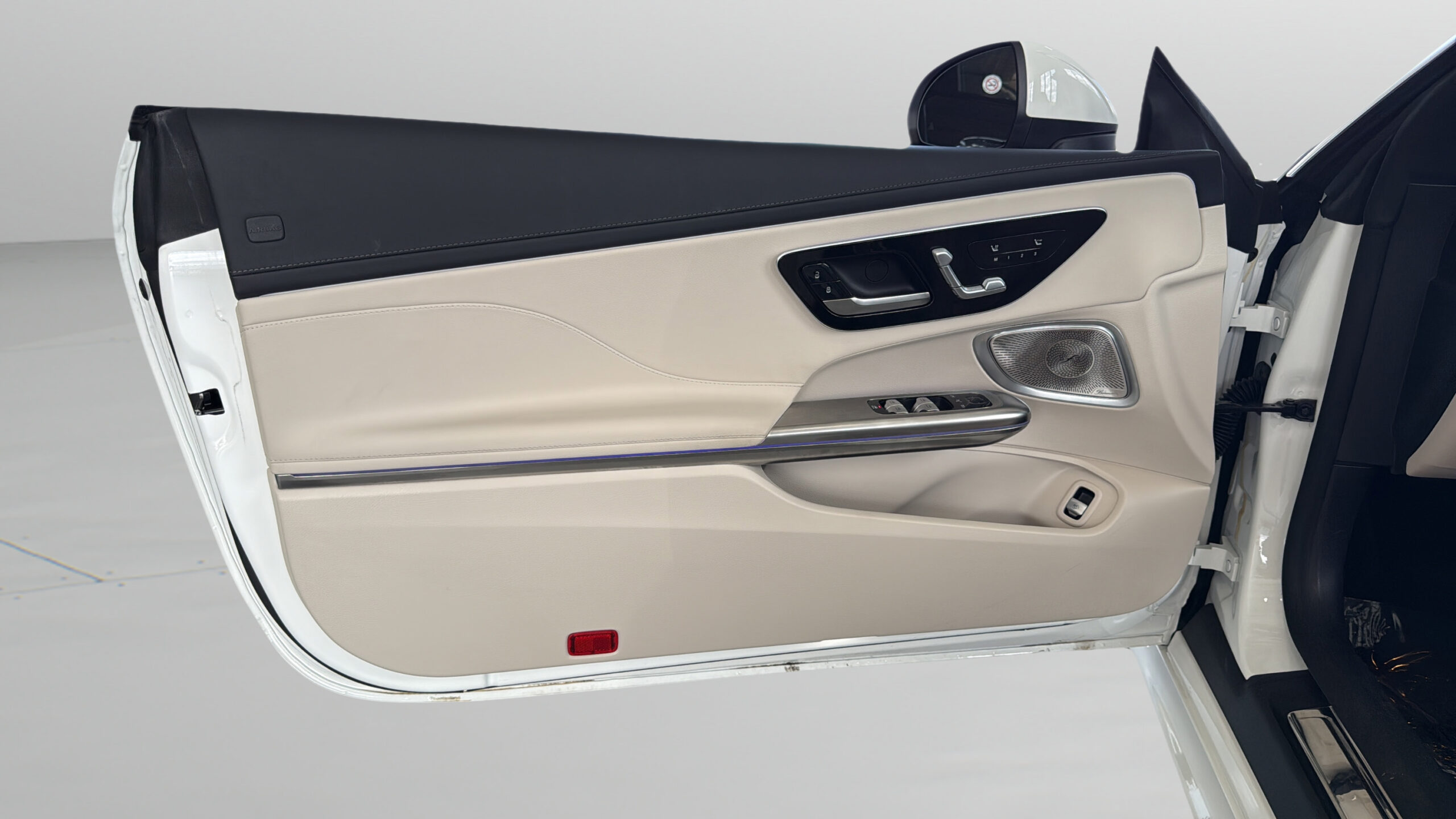 2026 Mercedes-Benz  CLE 300