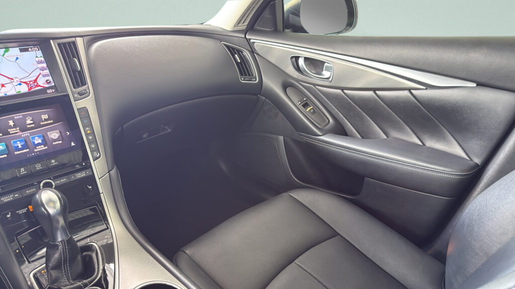 2015 INFINITI Q50 Premium