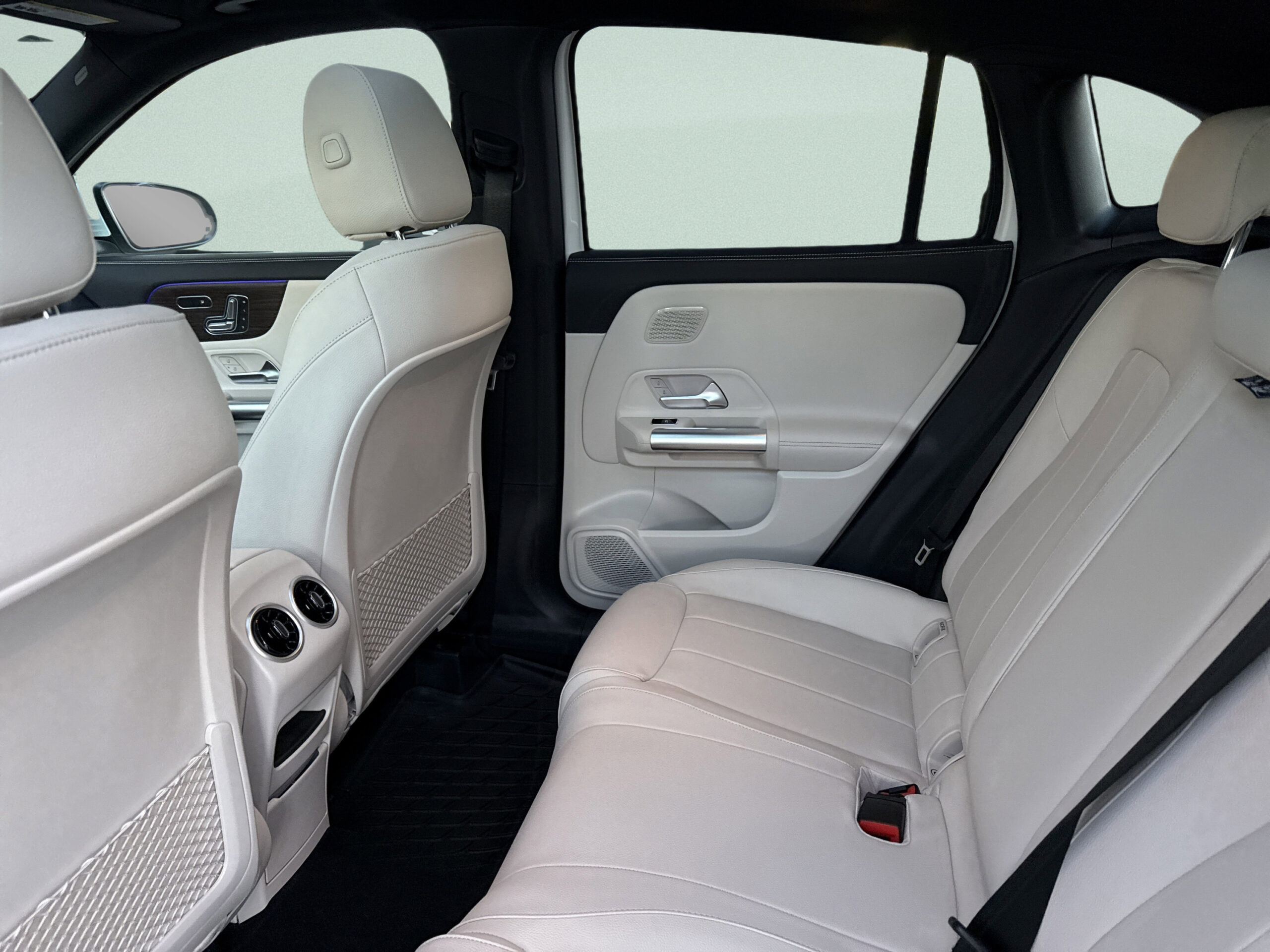 2026 Mercedes-Benz  GLA 250