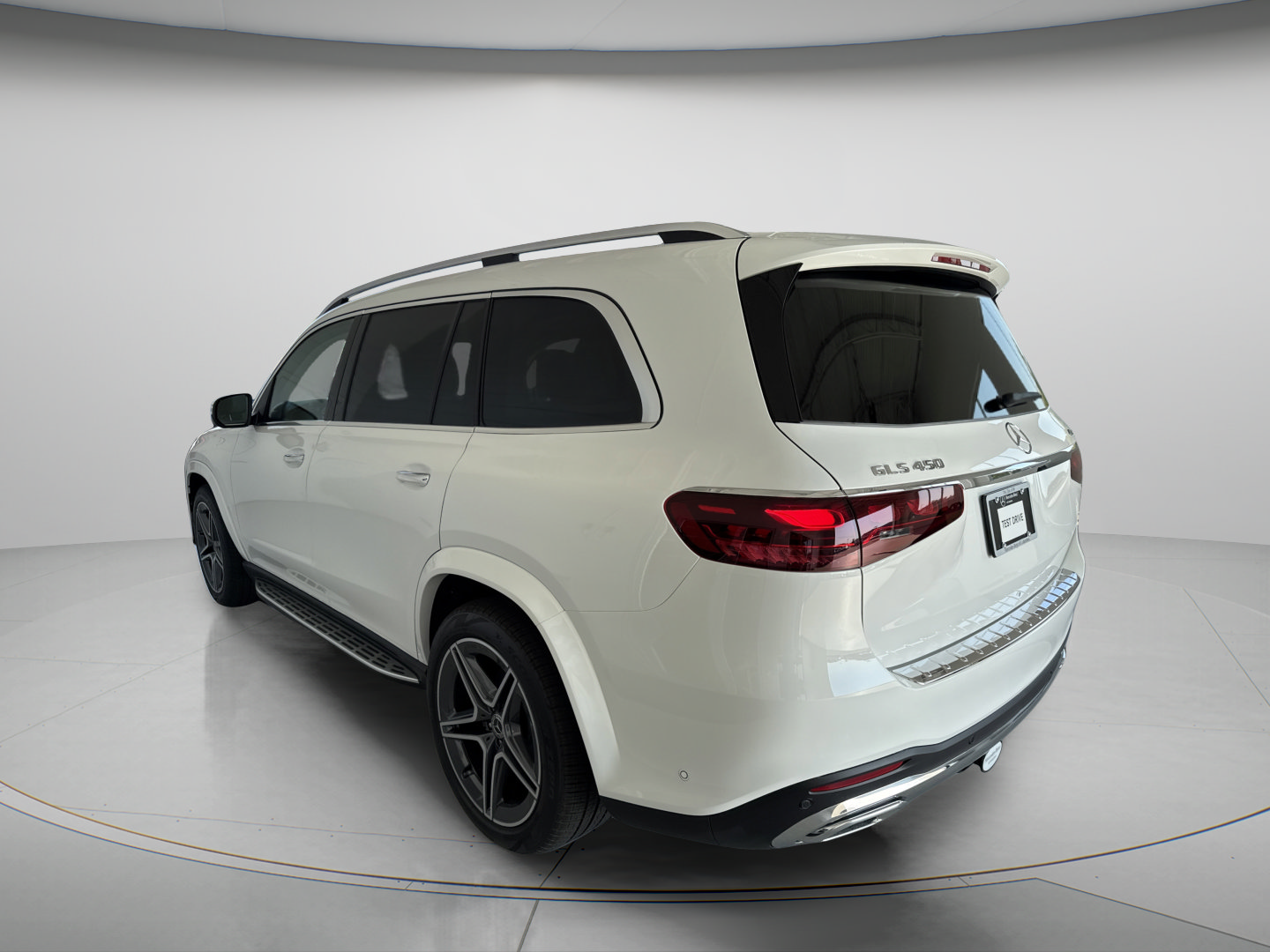 2026 Mercedes-Benz  GLS 450