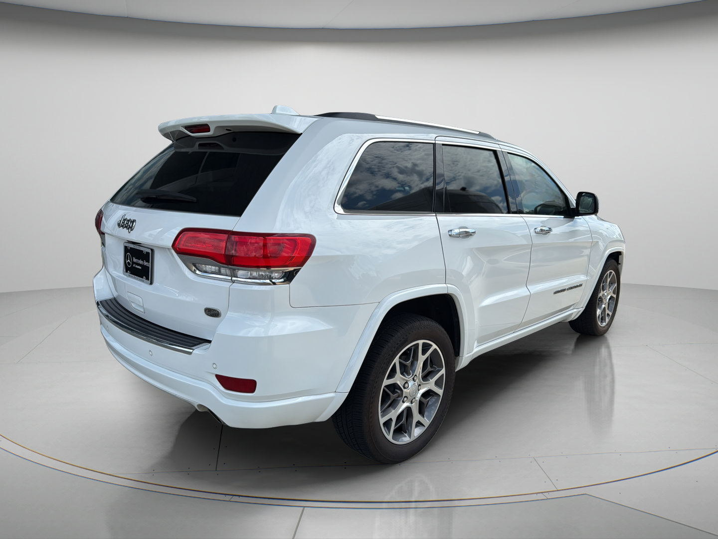 2020 Jeep Grand Cherokee Overland