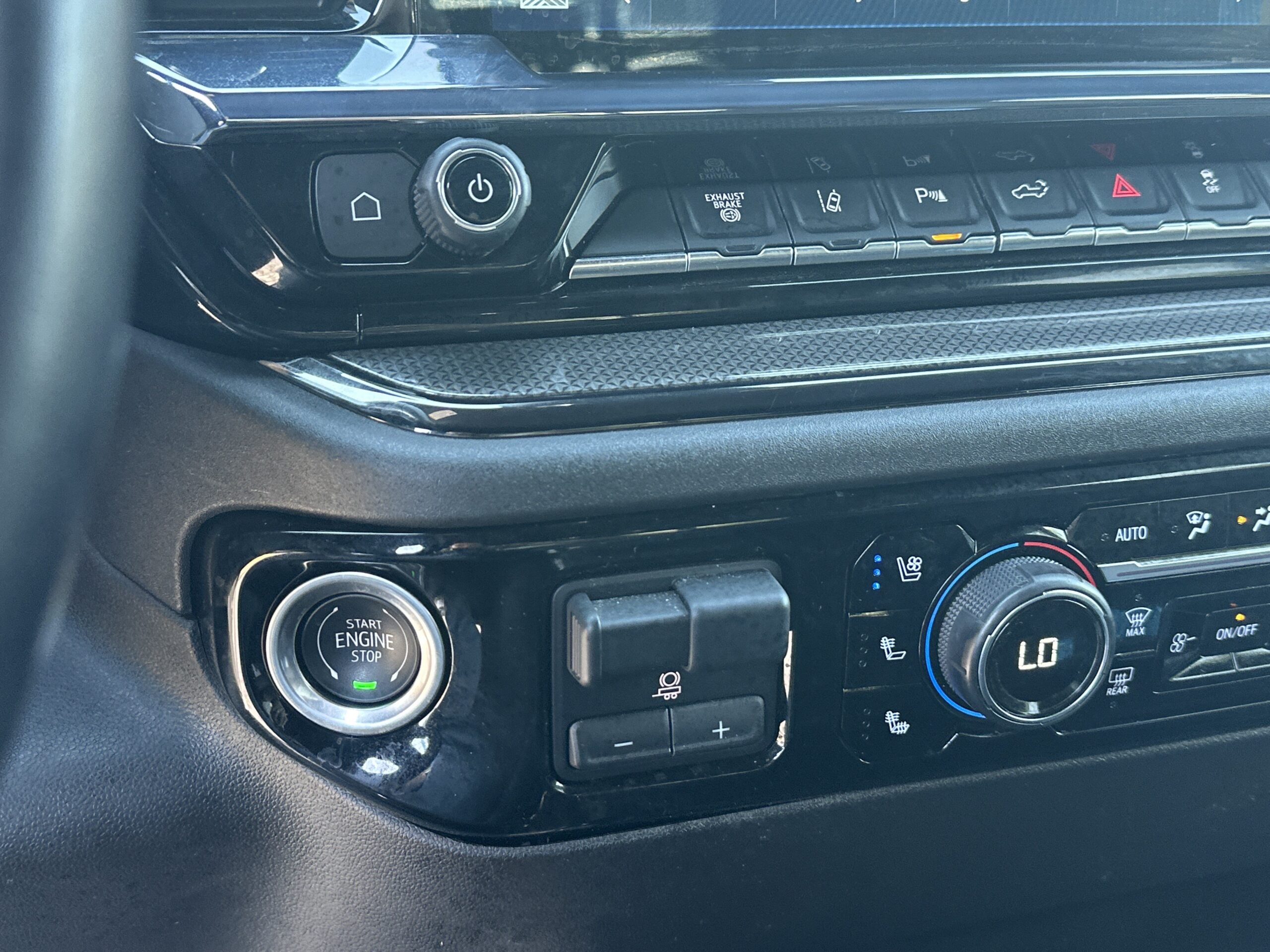 2024 Chevrolet Silverado 2500HD ZR2