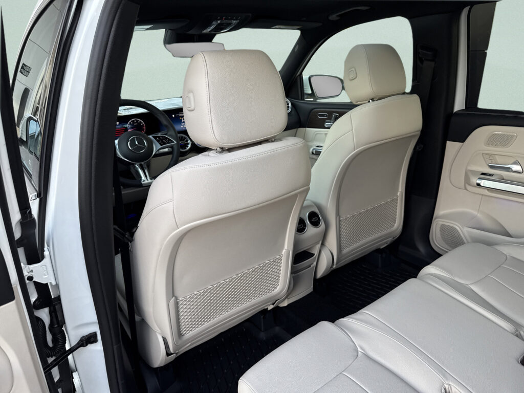 2026 Mercedes-Benz  GLB 250